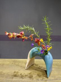 Ikebana Flower Arrangement Class and Course – Japan Ikebana Tour Experience